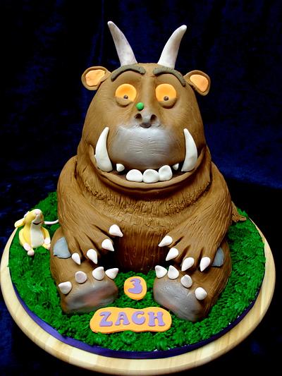 Oh help, oh no, it's a gruffalo! - Cake by Alison Inglis