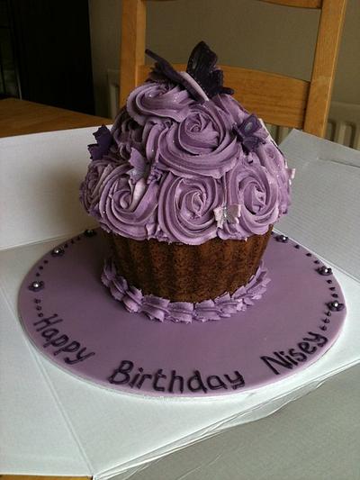 purple haze - Cake by little pickers cakes