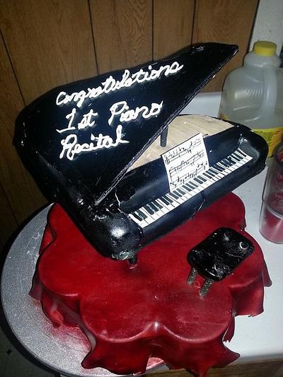 Piano - Cake by Caking Around Bake Shop