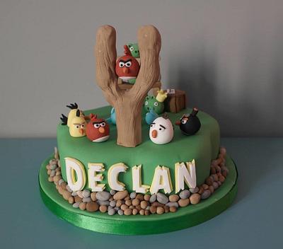 Angry Birds Birthday Cake - Cake by BluebirdsBakehouse