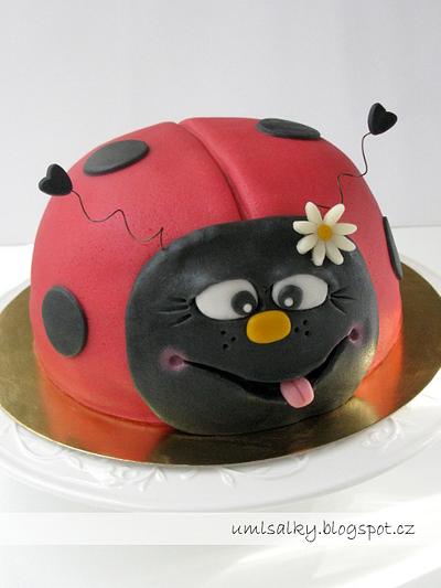 Ladybug Cake - Cake by U mlsalky
