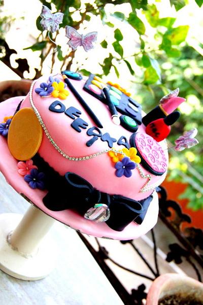 Makeup and bling - Cake by ibakebyamrita