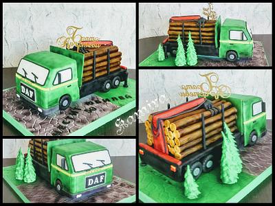 Truck  - Cake by Kamira