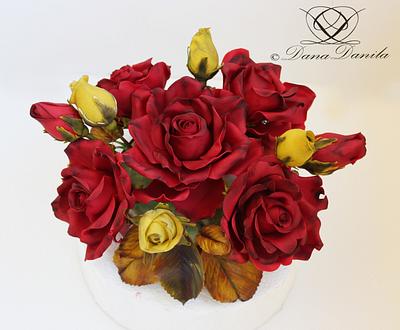 Sugar roses bouquet for wedding cake - Cake by Dana Danila