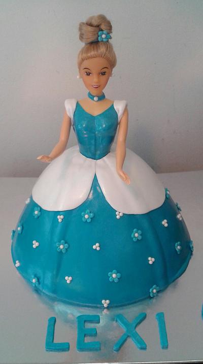 Cinderella doll cake - Cake by m1bame