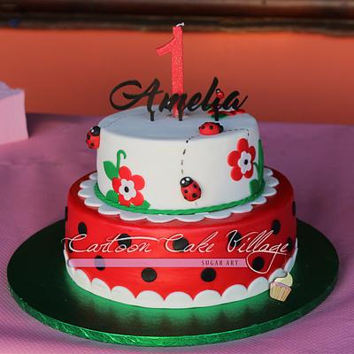 ladybug cake - Cake by Eliana Cardone - Cartoon Cake Village