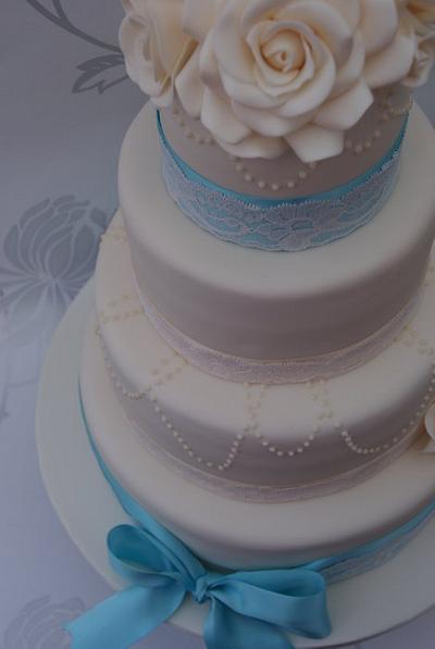 Pearls and Lace Wedding Cake - Cake by Jayne Plant