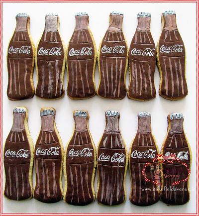 50s Coca Cola Bottle Cookies - Cake by Agatha Rogowska ( Cakefield Avenue)