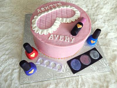 Makeup/Spa Party Birthday! - Cake by Sharon A./Not Your Average Cupcake