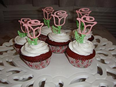 Red velvet cup cakes - Cake by Zohreh