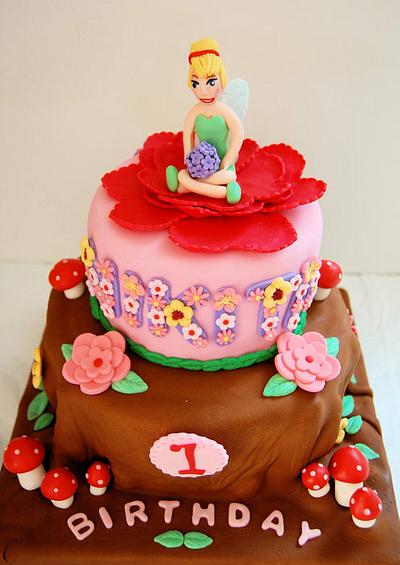 Tinkerbell  - Cake by funni