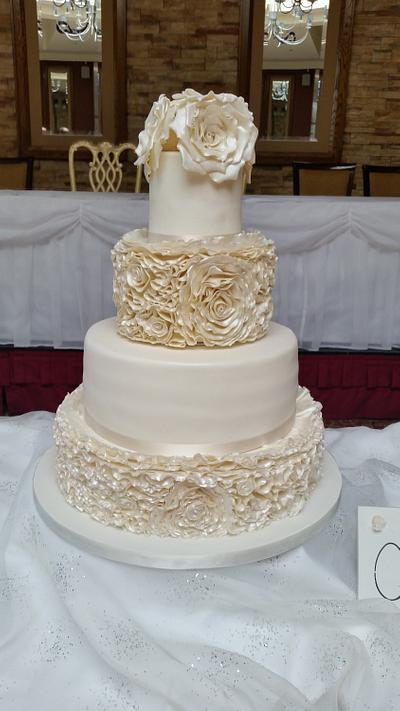 Rose ruffle wedding cake - Cake by Nuala