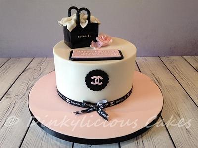 Chanel Cake - Cake by Dinkylicious Cakes