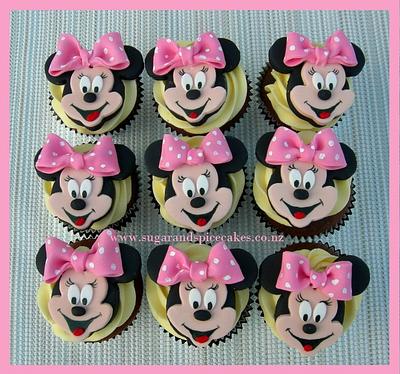 Minnie Mouse Cupcakes - Cake by Mel_SugarandSpiceCakes