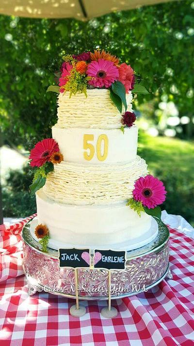 50th Anniversary  - Cake by Teresa Frye