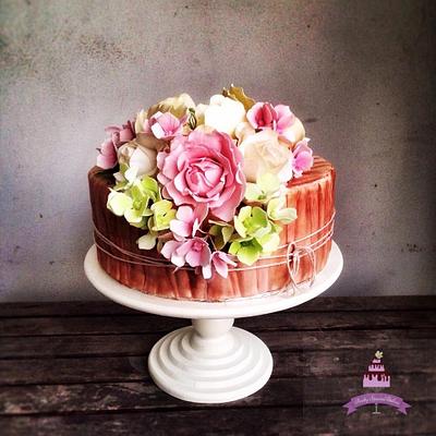 Bouquet n barrel - Cake by Pretty Special Cakes