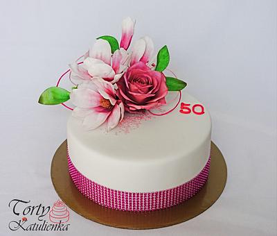 Cake with sugar flowers - Cake by Torty Katulienka