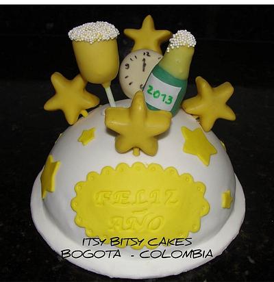 NEW YEARS CAKE WITH CAKEPOPS - Cake by Itsy Bitsy Cakes