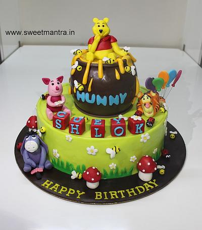 Winnie the pooh cake - Cake by Sweet Mantra Homemade Customized Cakes Pune