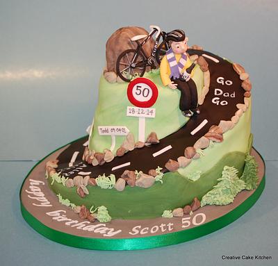 Bike cake 50th Birthday - Cake by SCreativeCakeKitchen