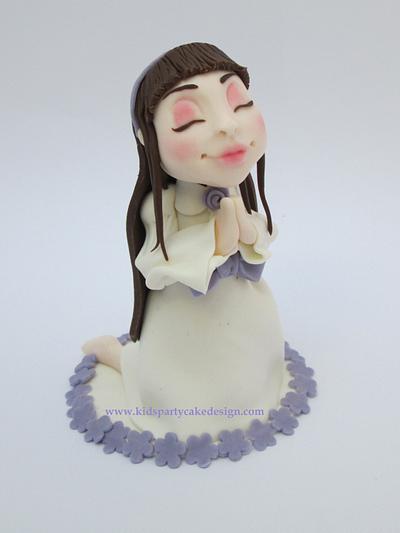 little girl praying - Cake by Maria  Teresa Perez