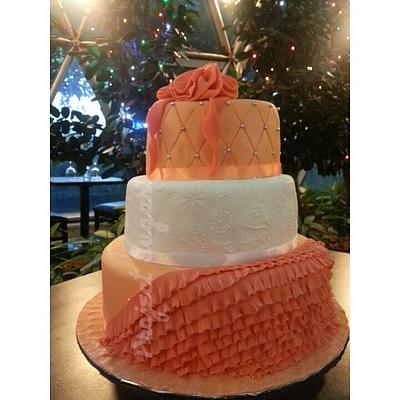 First wedding tiered cake! - Cake by Mardina