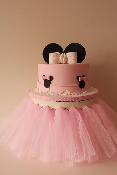 Minnie Mouse dessert table  - Cake by Tillymakes