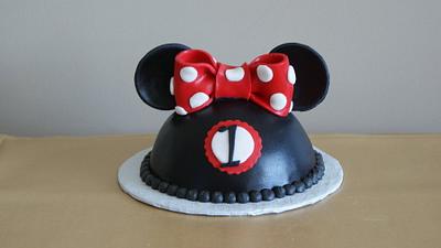 Minnie Mouse and Minnie Ears Hat smash cake - Cake by paula0712