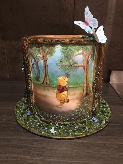 Winnie the Pooh - Cake by  Sue Deeble
