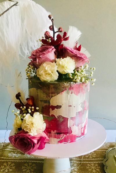 Pink florals - Cake by The Noisy Cake Shop