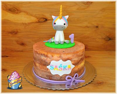 Semi naked cake with unicorn - Cake by zjedzma