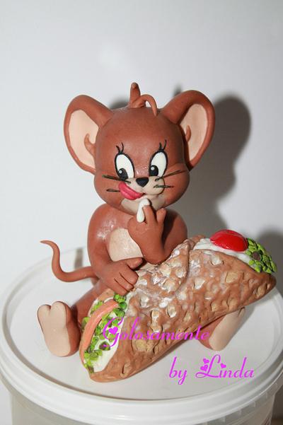 A GREEDY MOUSE - Cake by golosamente by linda
