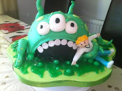 Swampy - Cake by Madelainescupcakes