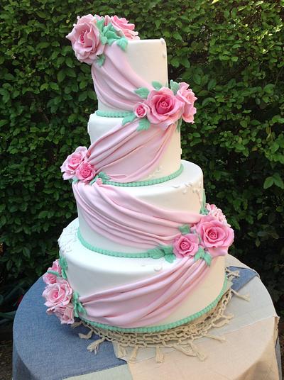 Wedding in Pink  - Cake by Maria  Teresa Perez