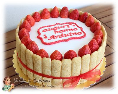 Strawberry basket cake - Cake by Sara Solimes Party solutions