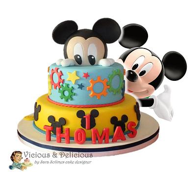 Mickey mouse surprise cake - Cake by Sara Solimes Party solutions