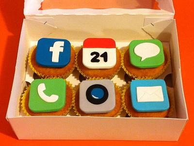 Iphone cupcakes - Cake by IlCucchiaioGiallo