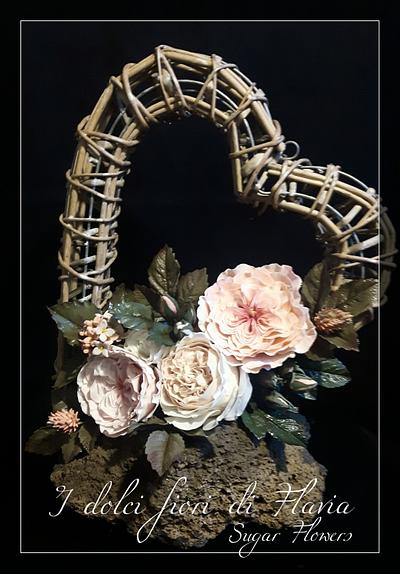 Rose inglesi su roccia lavica - Cake by DolciFioriDiFlavia