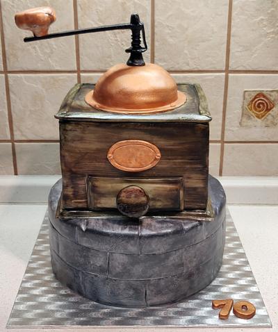 Vintage Kitchen Mill - Cake by Majka Maruška