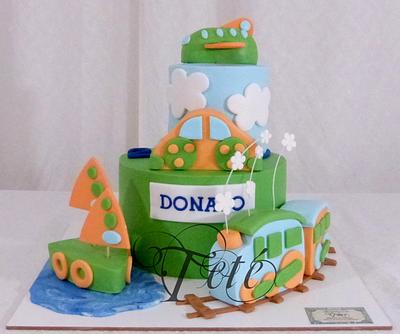 Toy Vehicles - Cake by Teté Cakes Design