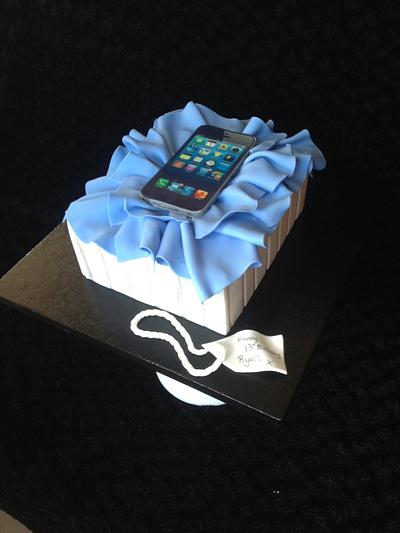 iPhone cake ! - Cake by Lisa Salerno 
