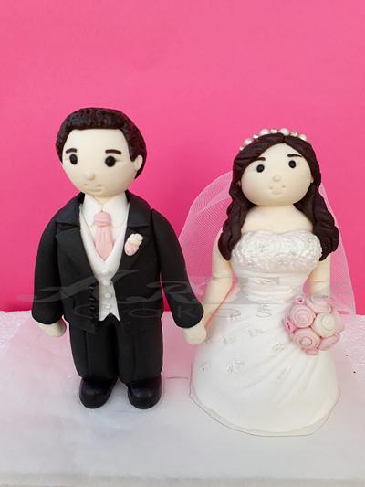 Bride & Groom cake topper - Cake by Arty cakes