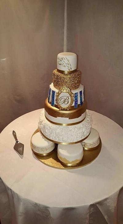 My Wedding Cake - Cake by BuntysCakery