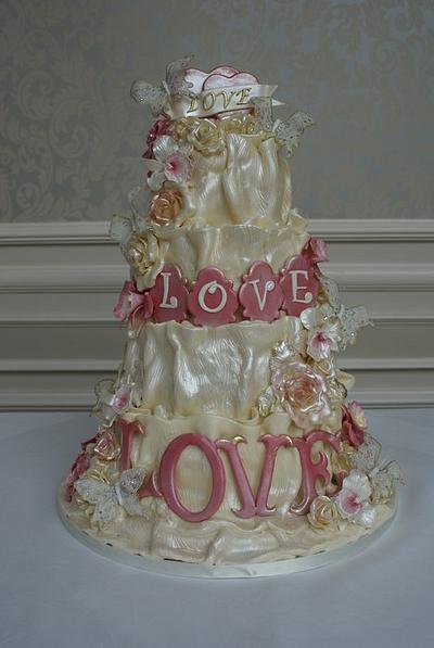 Love Love Love - Cake by Kelly Anne Smith