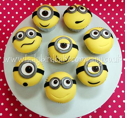 Egg free Minion cupcakes - Cake by ladybirdcakecompany