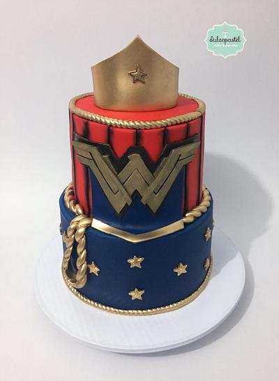 Torta Mujer Maravilla - Wonder Woman cake - Cake by Dulcepastel.com