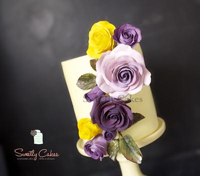 floral cake - Cake by Sweetly Cakes 