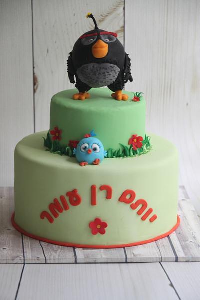 Angry birds - Cake by Tal Zohar