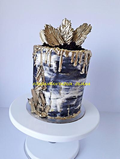 Golden drip cake - Cake by Fondantfantasy