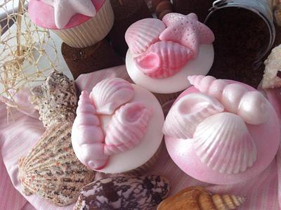 Seaside Girl Collection - Cake by CakeDIY